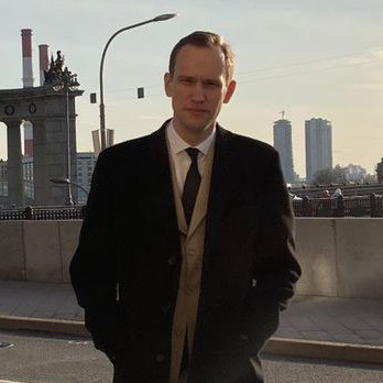 Антон Хохлов